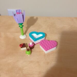Lego Small Chocolate Box And Flower Set